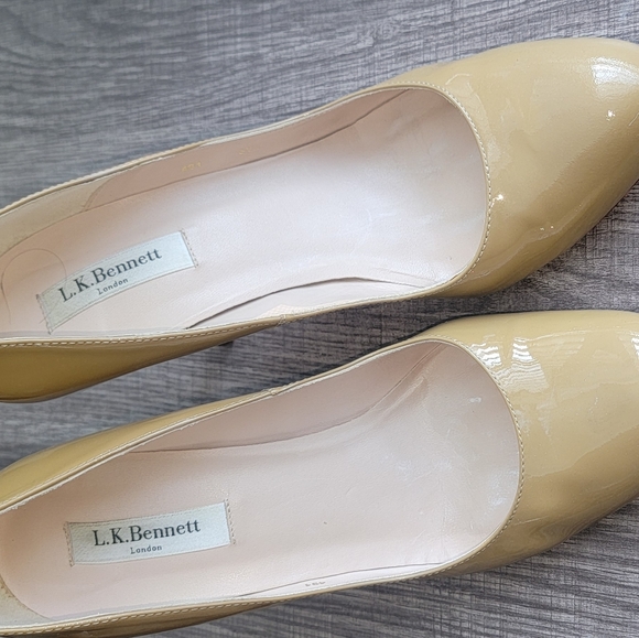 LK Bennett "Shilo" pumps in Taupe patent leather Size 39-1/2 (US Size 9) - Picture 7 of 9